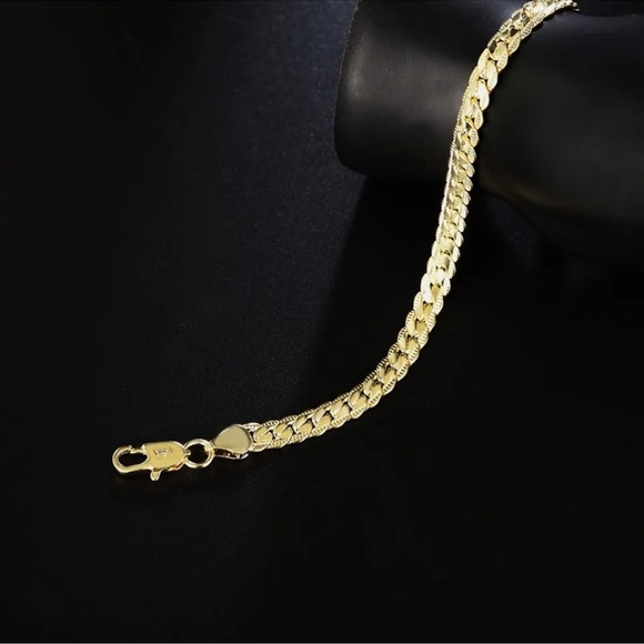 NEW “8”, INCHES SNAKE 18K GOLD BRACELET - Picture 5 of 6